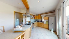 Maison de 150 m² avec 4 chambres et  terrain clos de 1 004 m²