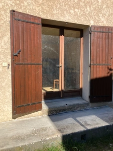 Maison avec deux logements, grand jardin et vue imprenable sur les montagnes