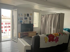 APPARTEMENT COMPOSE DE DEUX STUDIOS