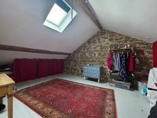 Maison de ville de 117 m², 5 chambres avec terrain à PANISSIERES