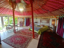 Maison à vendre 4 pièces avec Gîtes indépendants SAINT JULIEN DU GUA (07)