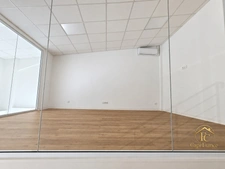 À LOUER – BUREAUX DE STANDING – 128 m²- BAIE MAHAULT (971)