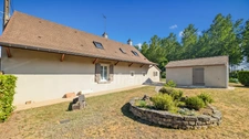 BEY (71) à vendre maison de 131.18 m² 5 pièces 4 chambres terrain de 1046 m²