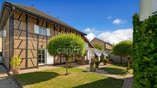 Maison de charme à Colombages de 184.67 m² à vendre 8 pièces SAINT GERMAIN DU BOIS (71) terrain de 443 m² piscine !