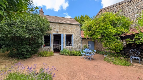 A vendre maison de 65.31 m² à JONCY (71) 4 pièces 2 chambres 522 m² de terrain!