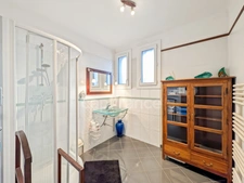 For sale in Saint-Marcel (71) Villa of 189 m² 7 rooms 5 bedrooms and building plot!