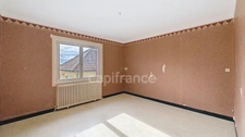  SASSENAY (71) Maison à vendre de 4 pièces sous-sol avec garage terrain d'environ 400 m²