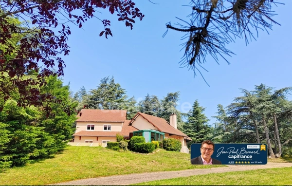 Villa à vendre 6 pièces GIVRY (71) terrain de 7241 m² et parcelle à bâtir !