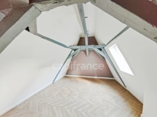 Appartement atypique de 72 m² dans une petite résidence 3 pièces CHALON SUR SAONE (71)