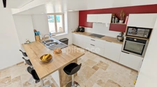 A Saint-Marcel (71) maison climatisée à vendre de 159.73 m² 5 pièces 4 chambres double garage parking terrain de 560 m²