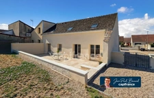 A Saint-Marcel (71) maison climatisée à vendre de 159.73 m² 5 pièces 4 chambres double garage parking terrain de 560 m²