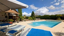 Maison à vendre 6 pièces LA CHARMEE (71) 4 chambres - terrain de 2747 m² abri voitures grande piscine !