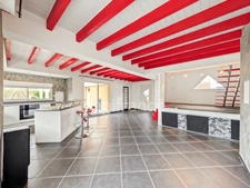 Saint-Germain-Du-Plain (71) Maison d'architecte Moderne à vendre de 120 m² 5 pièces Carport terrasse Géothermie !