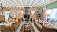 Maison de charme à Colombages de 184.67 m² à vendre 8 pièces SAINT GERMAIN DU BOIS (71) terrain de 443 m² piscine !