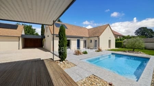 Est de Chalon-Sur-Saône (71) à vendre Maison de 175 m² 6 pièces grand garage indépendant piscine pool house terrain de 759 m² !