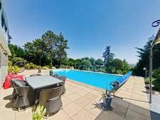 Givry (71) Maison à vendre de 250.43 m² - 6 pièces - terrain de 3 373 m² piscine !