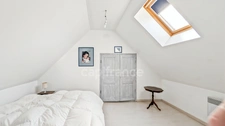 Saône-et-Loire department (71), for sale in Lessard-en-Bresse, 9-room house  
