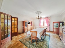À Saint-Rémy (71) à vendre maison familiale de 280 m² habitables 7 chambres 640 m² de terrain clos !