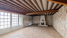 For sale: Magnificent 11-room house in Fontaines (71) with 7 bedrooms, garage, workshop, and 6000 m² of land!
