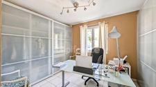 5 minutes from Chalon-sur-Saône (71) Superb Charming Villa – 200 m² living space – 1,800 m² grounds with swimming pool & pool house!