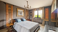 Maison à vendre 6 pièces LA CHARMEE (71) 4 chambres - terrain de 2747 m² abri voitures grande piscine !