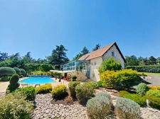 Givry (71) Maison à vendre de 250.43 m² - 6 pièces - terrain de 3 373 m² piscine !