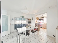 Lacrost (71) House for sale of 180 m² - 6 rooms - land of 2,481 m² swimming pool!