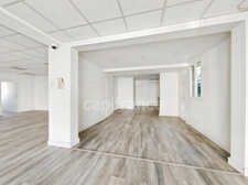 A vendre à Chalon-Sur-Saône (71) Local Commercial, bureaux, 2 appartements, 2 garages, terrain de 402 m²