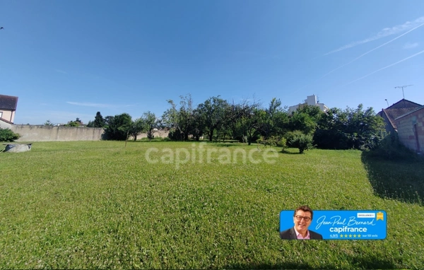 A vendre terrain à bâtir à CHALON SUR SAONE (71) d'environ 2 473 m² et D'une maison de 95 m²