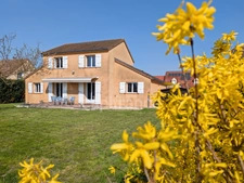 Maison à vendre à Saint-Marcel (71) 5 pièces 120.71 m² terrain de 800 m² garage !