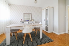 À SAISIR À CHALON-SUR-SAÔNE (71) – BEL APPARTEMENT DE 100.83 m² AVEC 2 BALCONS, GARAGE, PARKING ET CAVE !