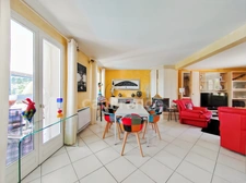 Givry (71) Maison à vendre de 250.43 m² - 6 pièces - terrain de 3 373 m² piscine !