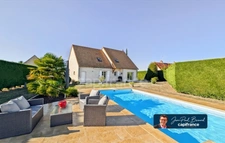 A 10 minutes de Chalon-Sur-Saône (71) Belle Villa de caractère de 149 m² 4 chambres  garage piscine terrain de 1601 m² !