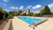 Maison à vendre 6 pièces LA CHARMEE (71) 4 chambres - terrain de 2747 m² abri voitures grande piscine !