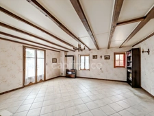 A LONGEPIERRE (71) à vendre ancienne ferme de 4 pièces nombreuses dépendances terrain de 3 851 m²