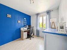 Chalon-Sur-Saône (71) Maison à vendre de 149,60 m² 6 pièces terrain de 568 m² panneaux Photovoltaïques-climatisation