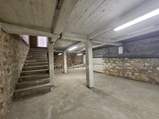 Local/bureau à louer 48 m² et 70 m² de stockage ANGOULEME (16)