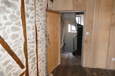 Grande maison rénovée avec atelier ou local commercial, terrasse panoramique et jardin (Mourjou - Puycapel, 15)