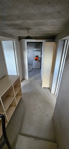 Maison plain-pied avec jardin, sous-sol, garage, 2 chambres