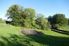 Maison 6 chambres avec 4600m2 de jardin, grand sous-sol, possibilité de vie en plain-pied (Calvinet-Puycapel, 15)