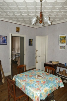 Maison à rénover avec local commercial et logement indépendants (Maurs, 15)