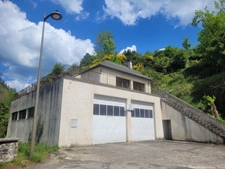 Maison avec très grand garage-atelier au bord du Lot (Cassaniouze, 15)
