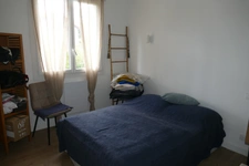 Maison plain-pied, restaurée, avec sous-sol et jardin, proche commerces et services médicaux