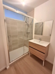 Beau T2 de 55 m² avec terrasse, lumineux et entièrement rénové à ANGLET (64)