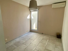  À LOUER – Appartement T4 meublé en duplex avec véranda, terrasse et garage – Montpellier Millénaire
