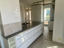  À LOUER – Appartement T4 meublé en duplex avec véranda, terrasse et garage – Montpellier Millénaire