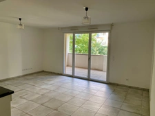 Dpt Hérault (34), à louer MONTPELLIER appartement T3 d'envieon 63 m² avec terrase de 12 m²