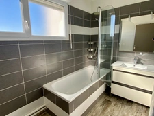  À LOUER – Appartement T4 meublé en duplex avec véranda, terrasse et garage – Montpellier Millénaire