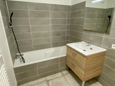 Dpt Hérault (34), à louer MONTPELLIER appartement T3 d'envieon 63 m² avec terrase de 12 m²