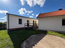 Maison à vendre à La Sauvetat (63730) – 124 m² – 4 chambres – Terrain 555 m² – Deux logements indépendants – 330 000 €